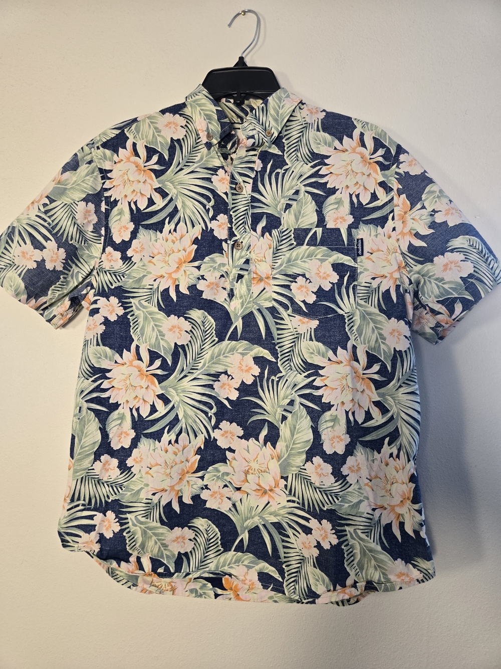chubbies Navy Floral Short Sleeve Button-Up Shirt